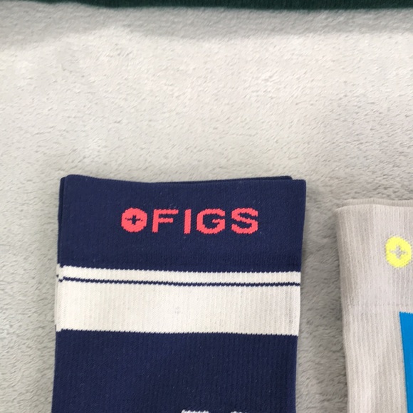 Figs 2 Pairs of Women's Compression Socks Ready When You Are  Size L - Picture 2 of 6